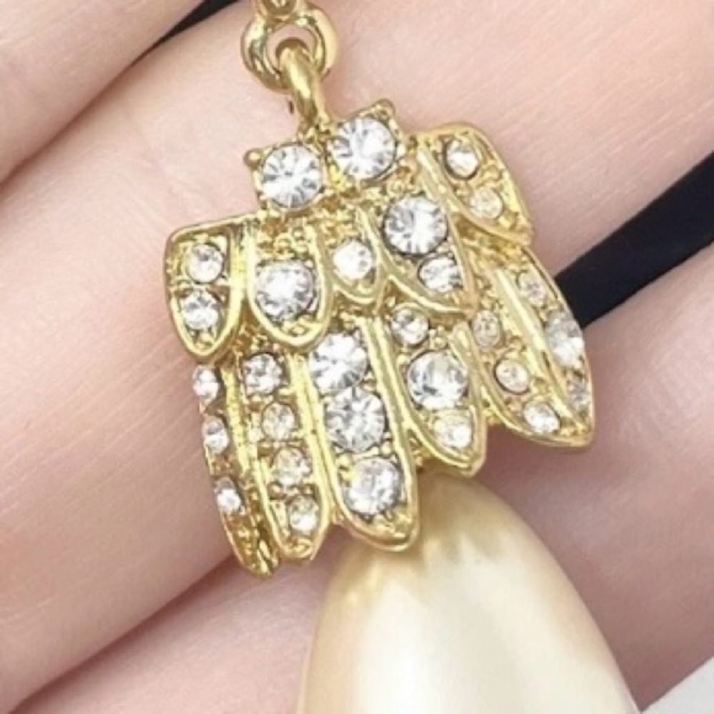 Kenneth Jay Lane Kjl Pearl Teardrop Pendant Gold … - image 2